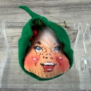 Vintage Annalee 2" Green Elf Head Ornament Christmas Meredith NH USA 1981